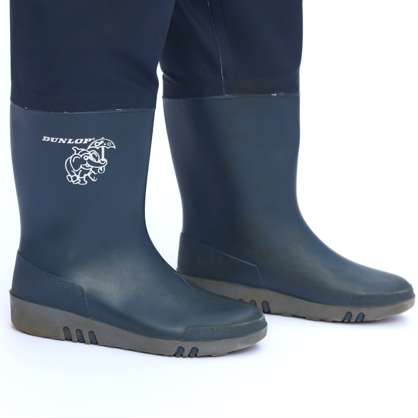 High quality dunlop wellies are bonded to durable kids waterproof dungarees for the ultimate waterproof all-in-one puddlesuit